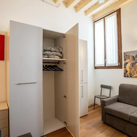Apartment Ss Apostoli *
